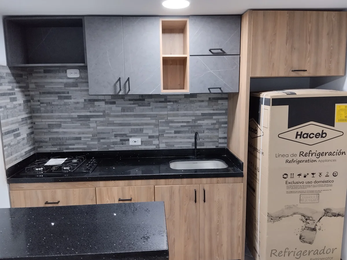 Cocina integral a medida instalada en Medellín